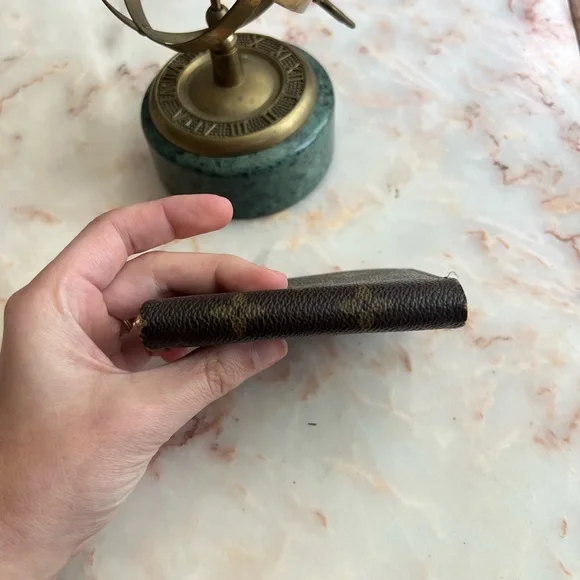 Monogram, Canvas Louis Vuitton Multiple Wallet CA0925 - Picture 8 of 12